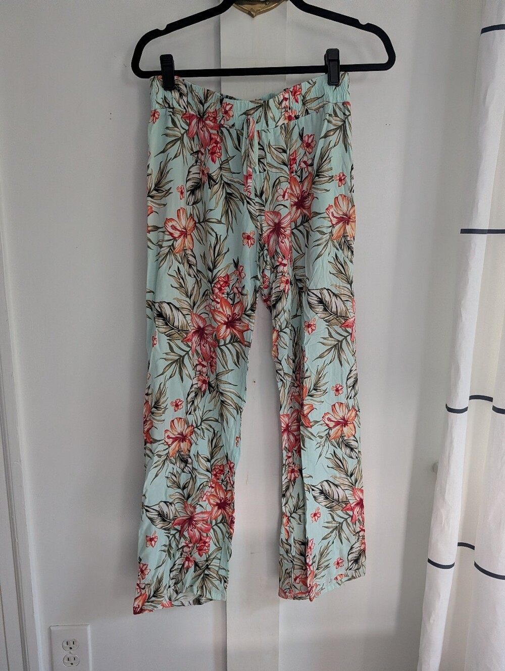 Women's Tropical Print Pull On Rayon Floral Print Pants Size M